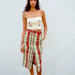 NWT Plaid Zara Skirt - size Small